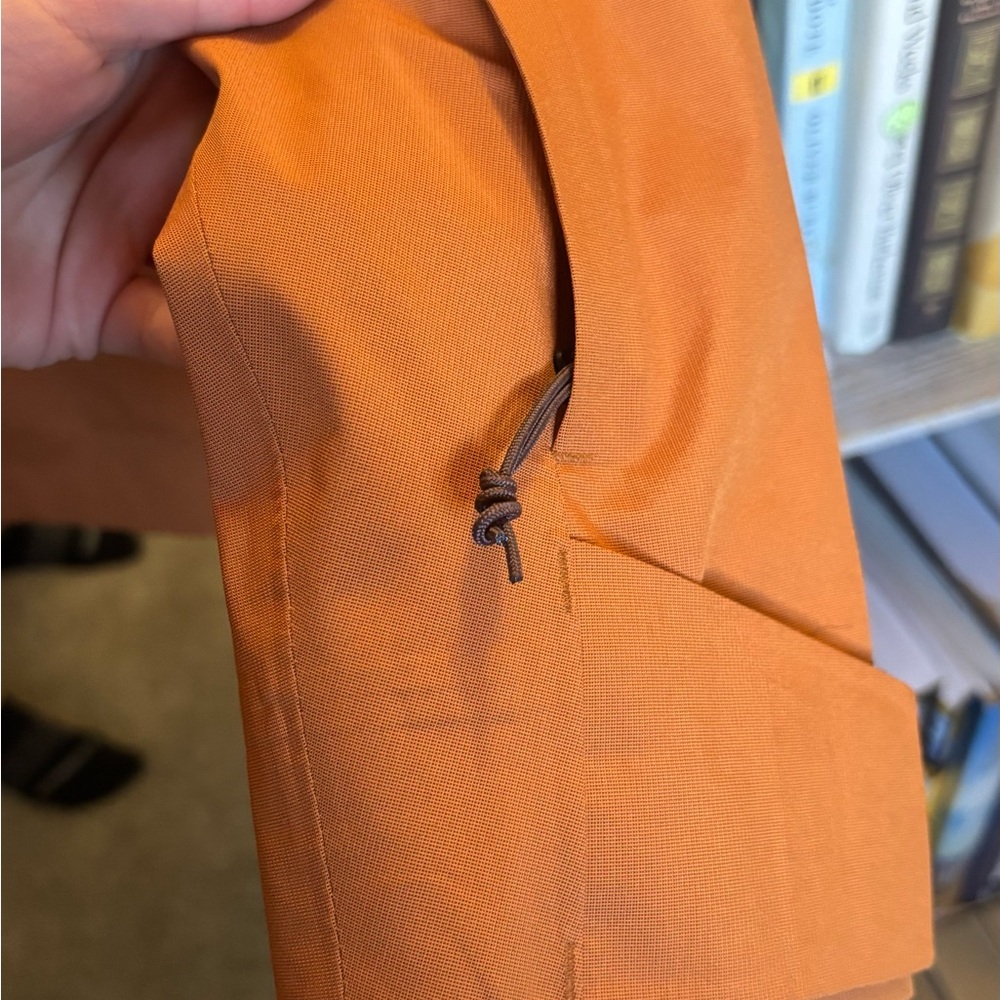 Women’s Hard Shell Jacket - Picture 5 of 7